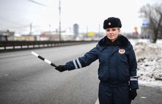 'Unfeminine' job. Traffic police officer Nina Grigor