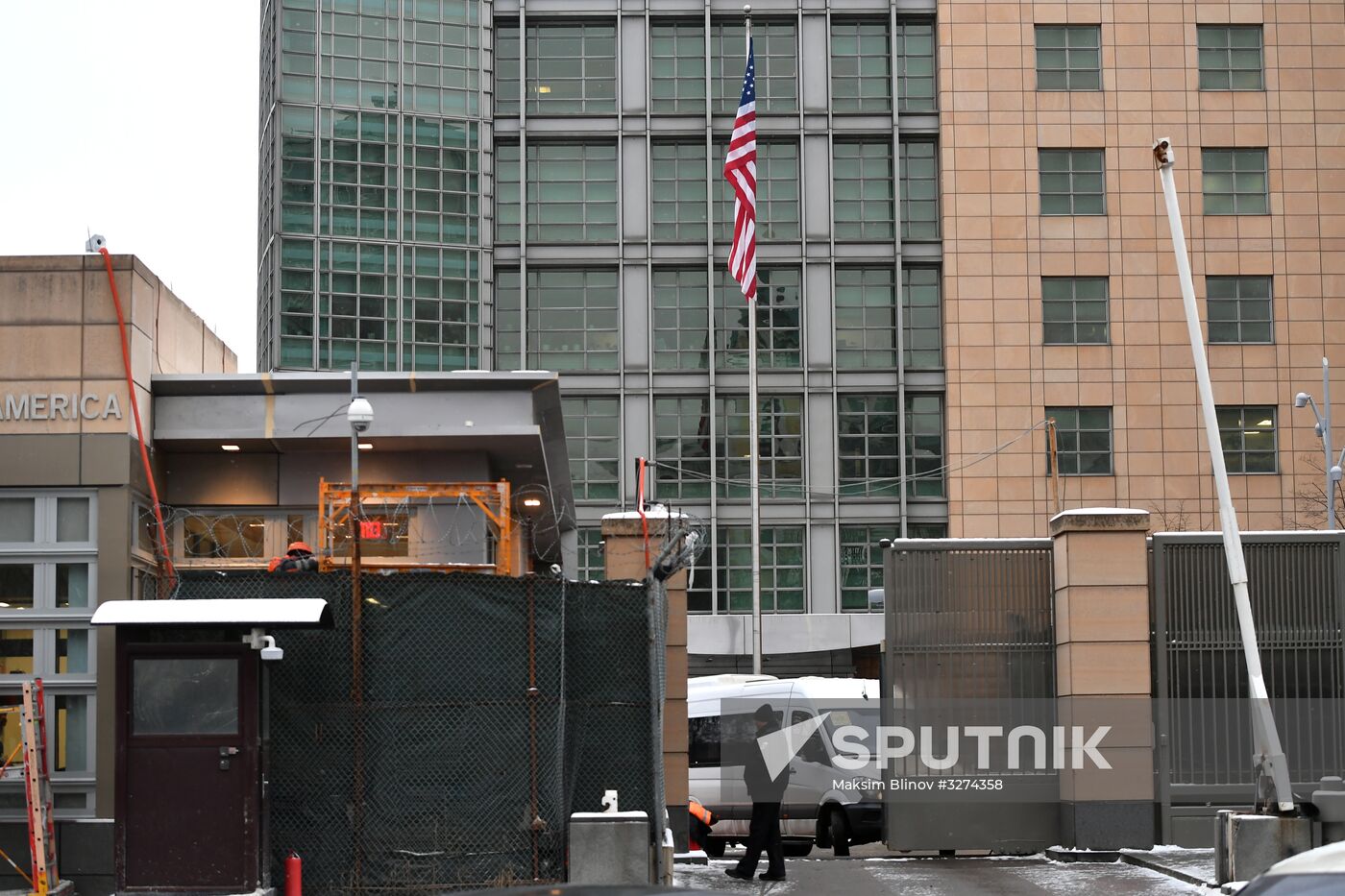 US Consulate in Moscow receives visitors in a new building