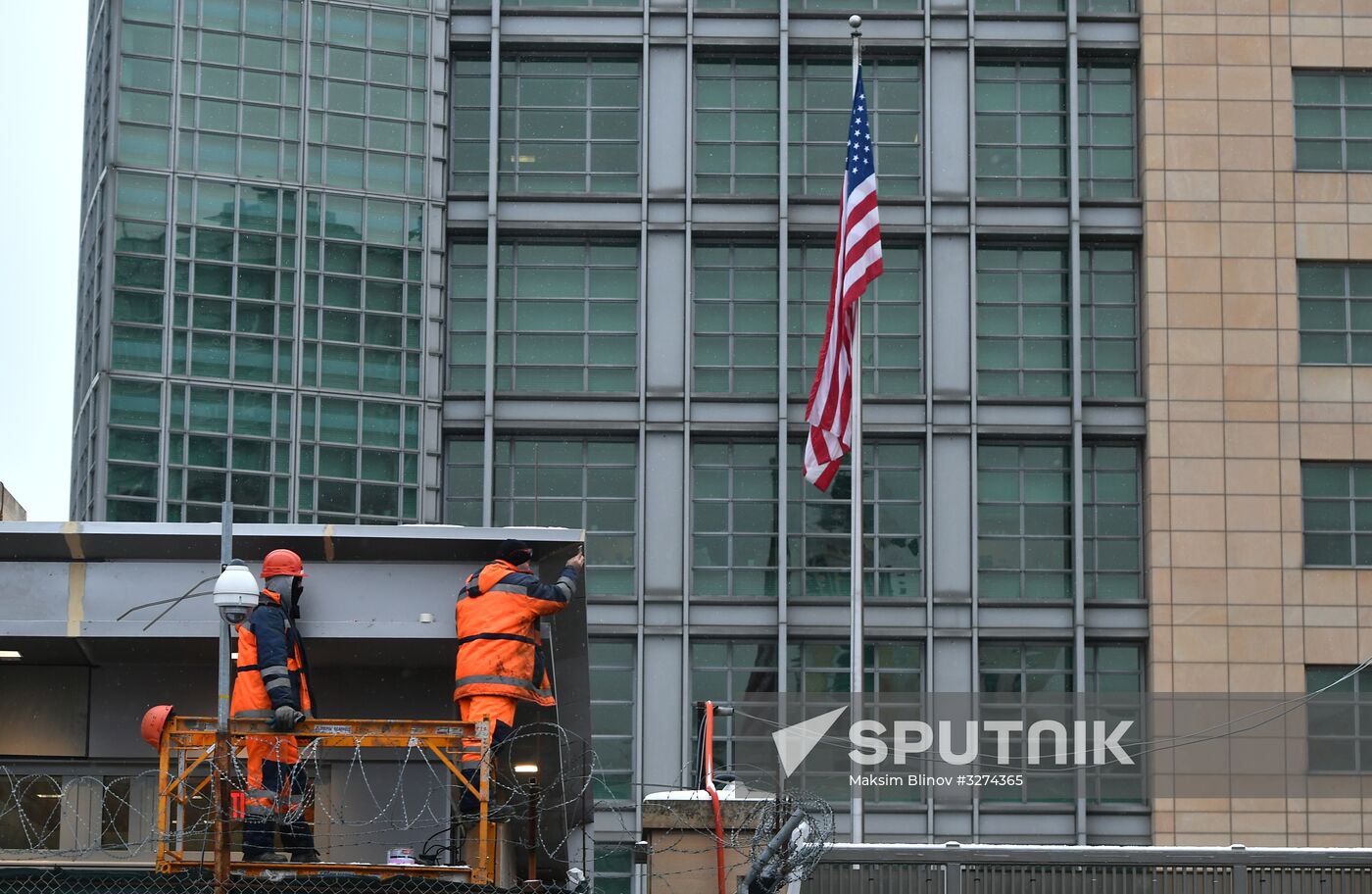 US Consulate in Moscow receives visitors in a new building