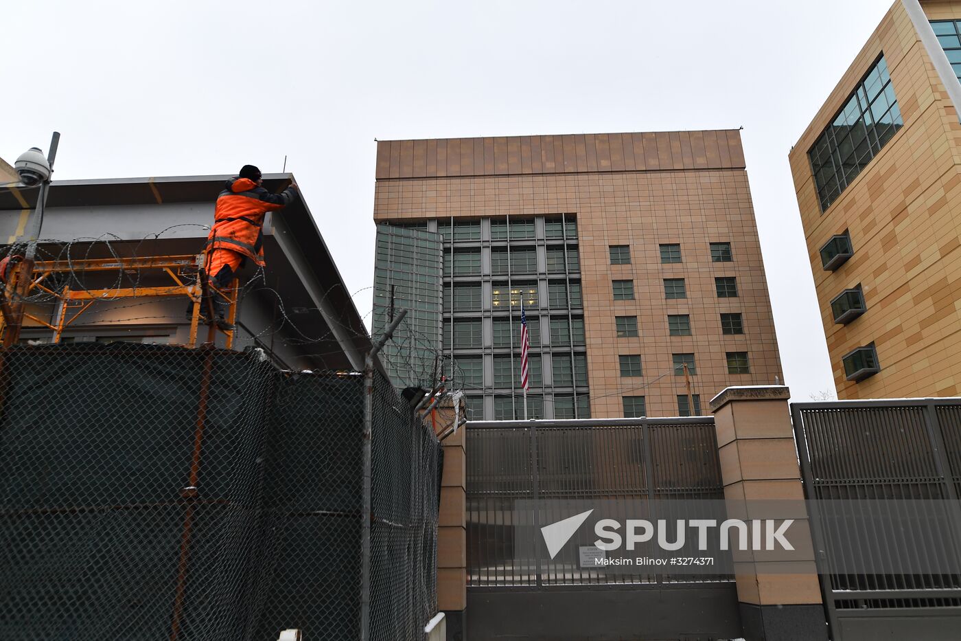 US Consulate in Moscow receives visitors in a new building