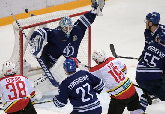 Ice hockey. KHL. Dynamo vs. Kunlun