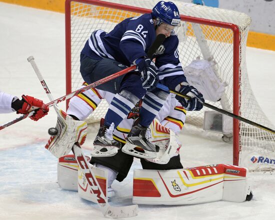 Ice hockey. KHL. Dynamo vs. Kunlun