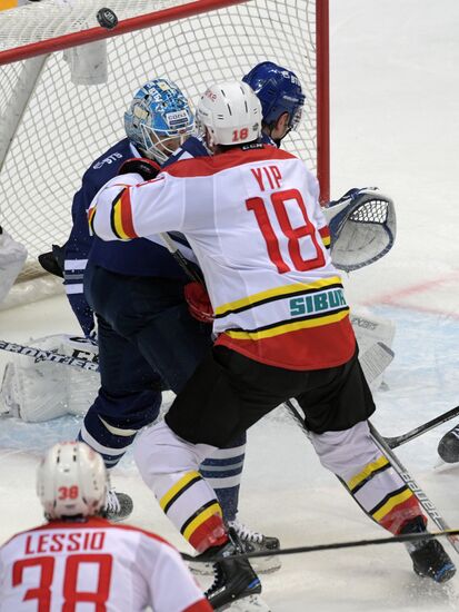 Ice hockey. KHL. Dynamo vs. Kunlun