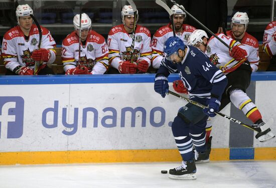 Ice hockey. KHL. Dynamo vs. Kunlun