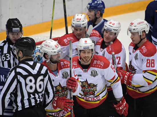 Ice hockey. KHL. Dynamo vs. Kunlun
