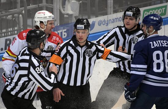 Ice hockey. KHL. Dynamo vs. Kunlun