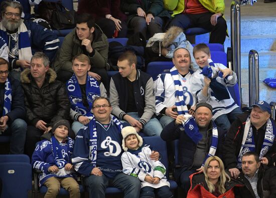 Ice hockey. KHL. Dynamo vs. Kunlun