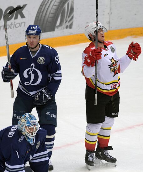 Ice hockey. KHL. Dynamo vs. Kunlun