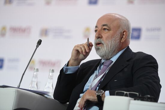 Gaidar Forum. Day two