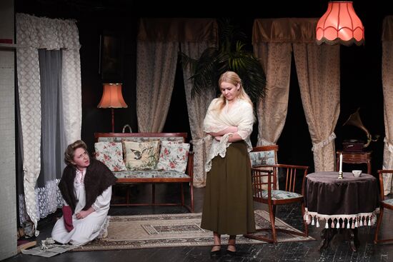 Run-through of play The Morality of Mrs. Dulska at Nikitsky Gate Theater