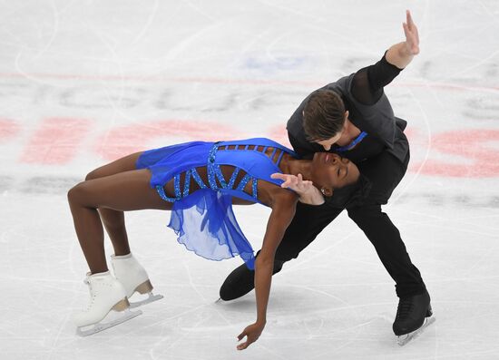 European Figure Skating Championships. Pairs' short program