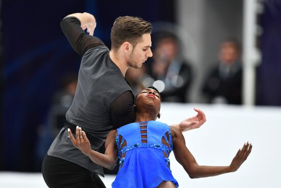 European Figure Skating Championships. Pairs' short program