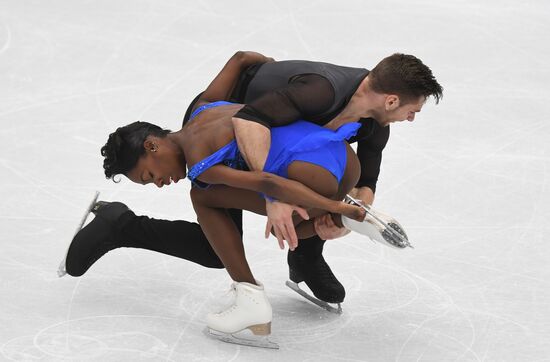 European Figure Skating Championships. Pairs' short program