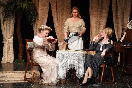 Run-through of play The Morality of Mrs. Dulska at Nikitsky Gate Theater