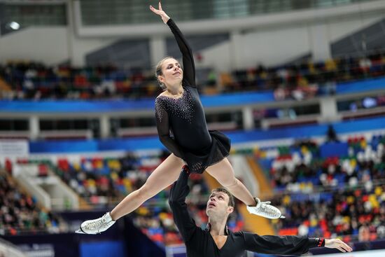 ISU European Figure Skating Championships 2018. Pair skating. Short program