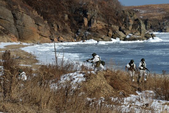 Pacific Navy detached engineering battalion holds exercise