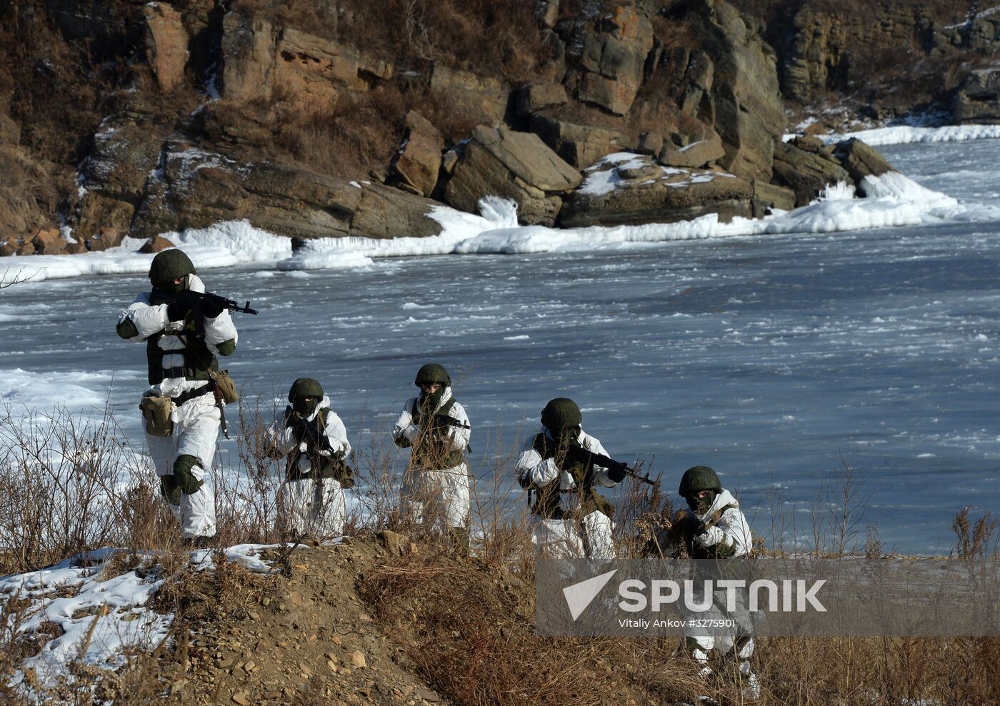 Pacific Navy detached engineering battalion holds exercise