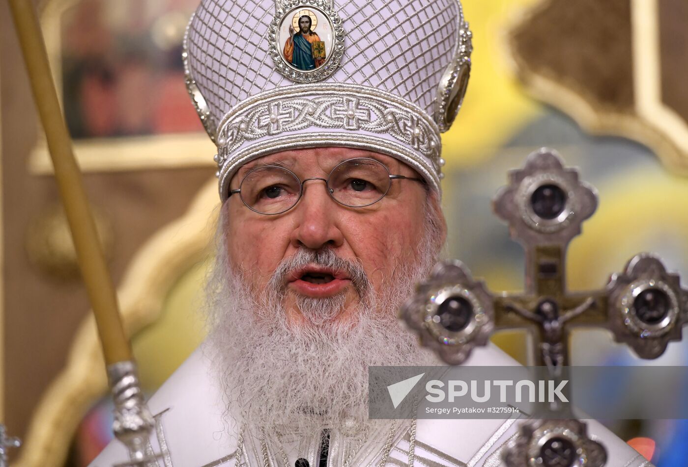 Patriarch holds service at Christ the Savior Cathedral on Epiphany Eve
