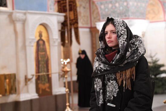 Patriarch holds service at Christ the Savior Cathedral on Epiphany Eve