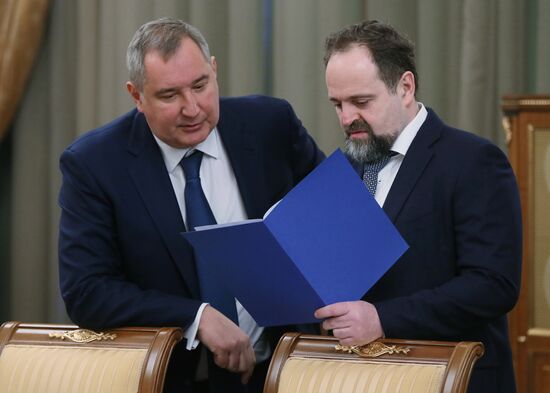 Russian Government meeting
