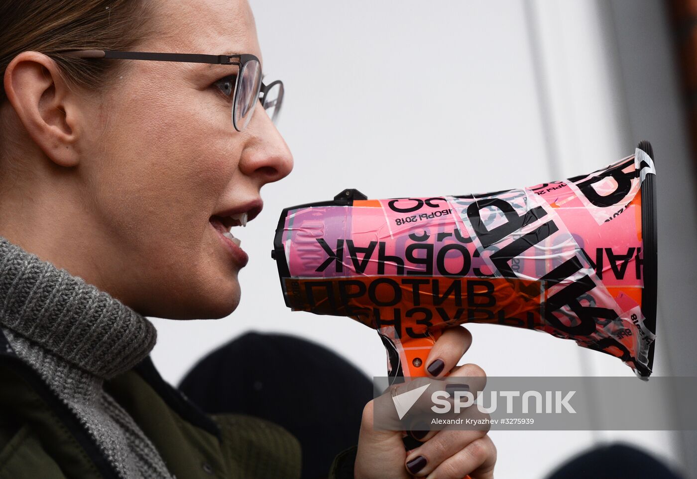 Ksenia Sobchak meets with electorate in Berdsk
