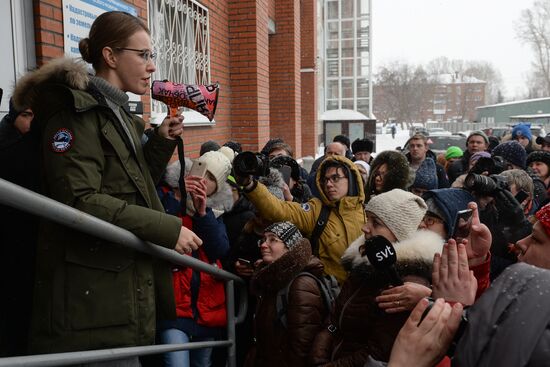 Ksenia Sobchak meets with electorate in Berdsk