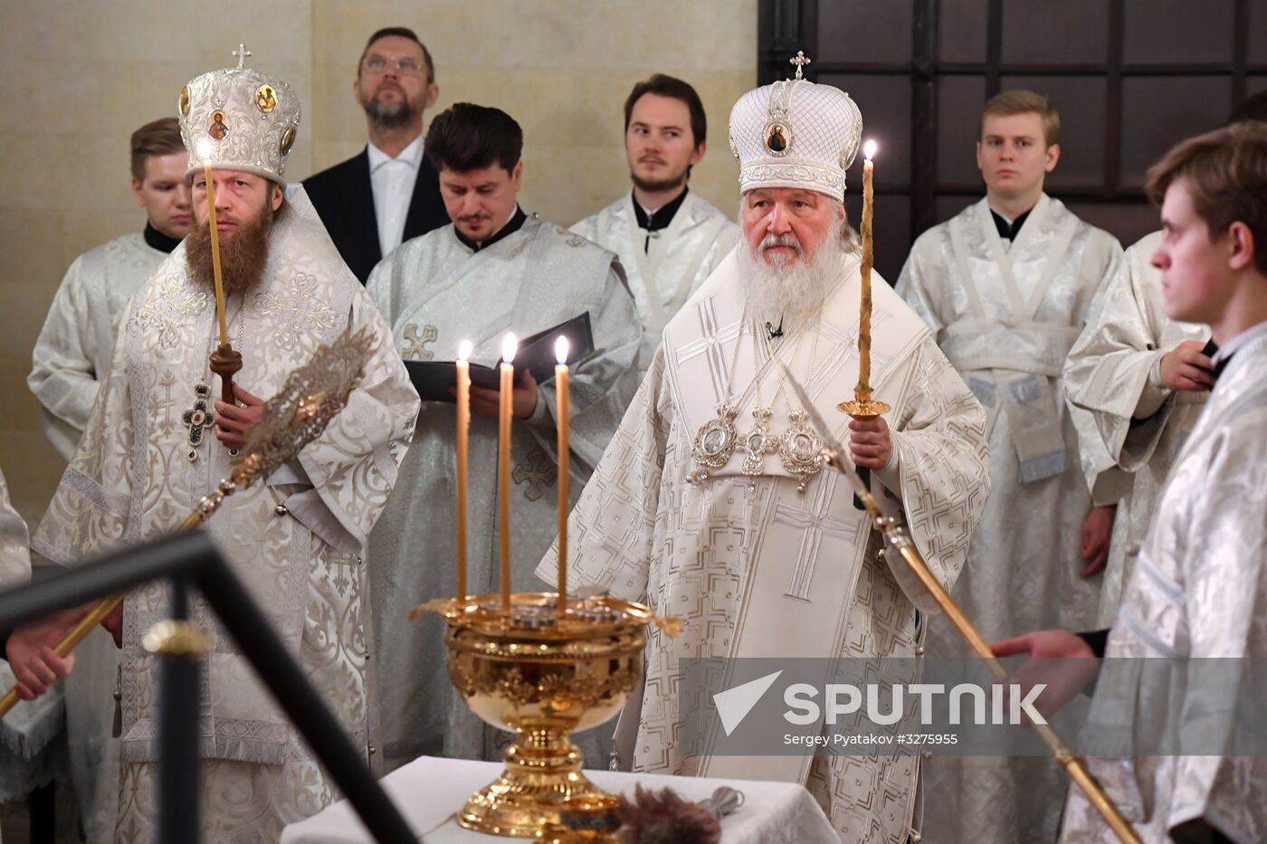 Patriarch holds service at Christ the Savior Cathedral on Epiphany Eve