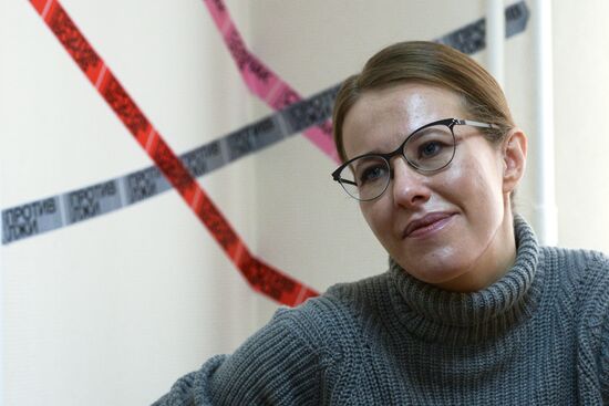 Ksenia Sobchak meets with electorate in Berdsk