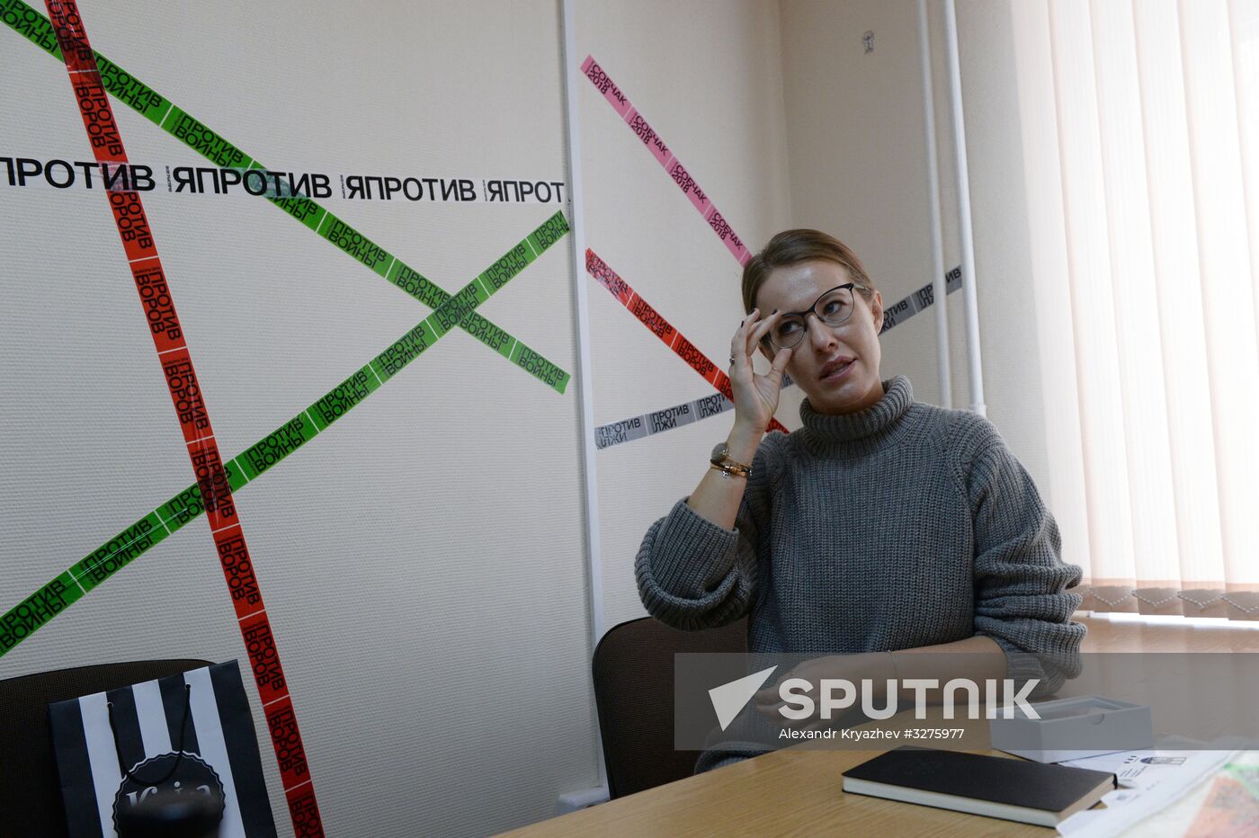 Ksenia Sobchak meets with electorate in Berdsk