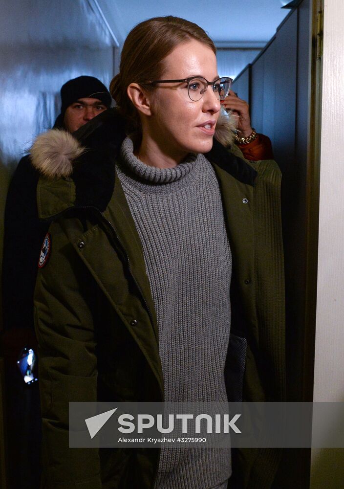 Ksenia Sobchak meets with electorate in Berdsk