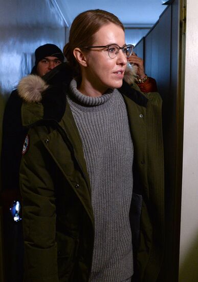 Ksenia Sobchak meets with electorate in Berdsk