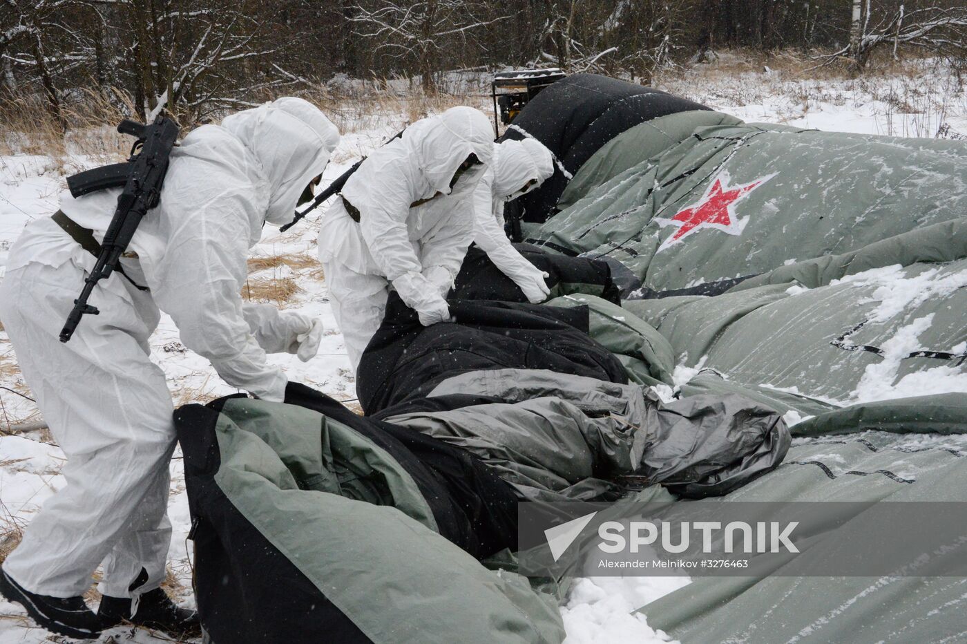 Exercises of engineer camouflage regiment in Moscow Region