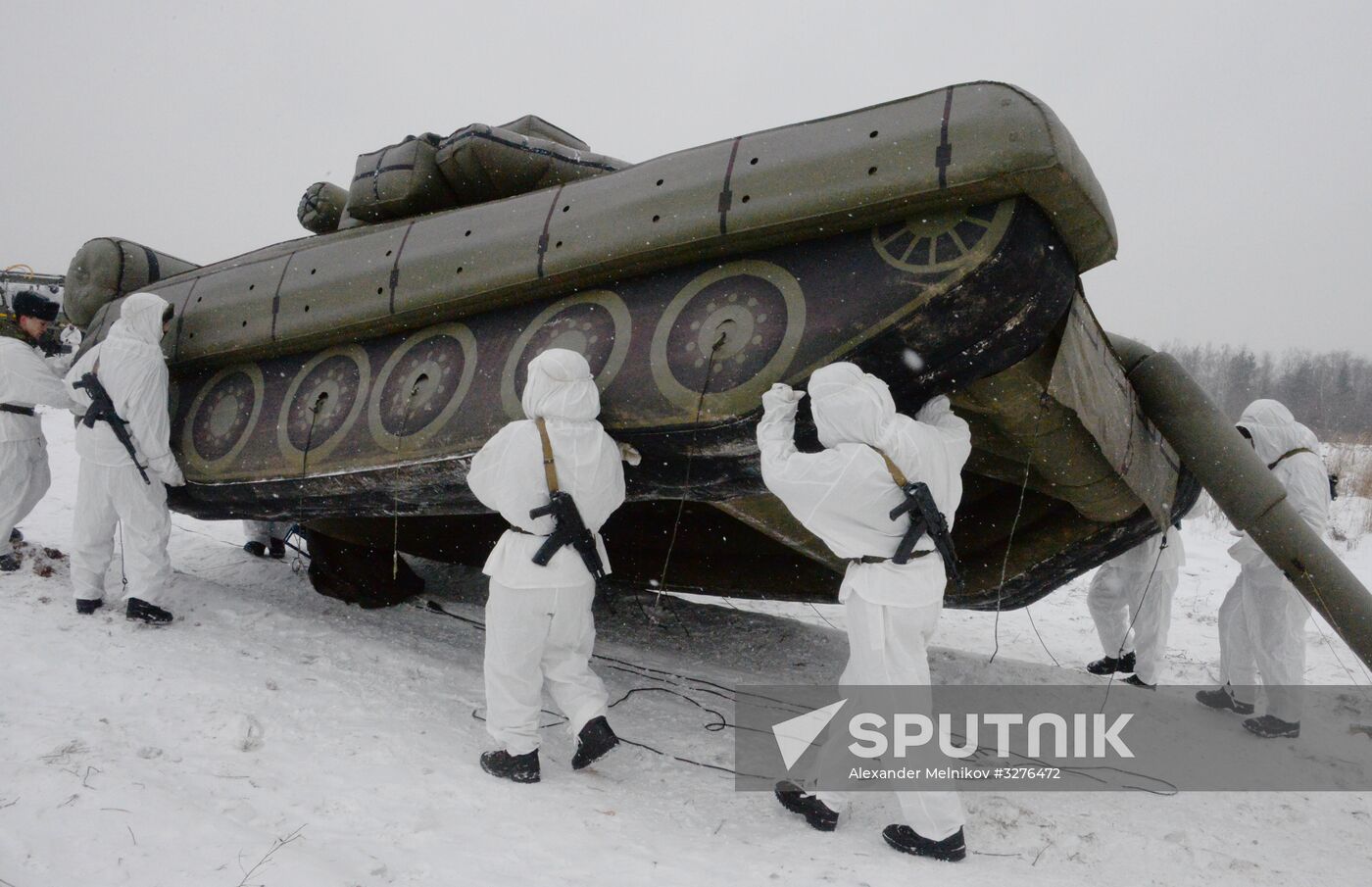 Exercises of engineer camouflage regiment in Moscow Region