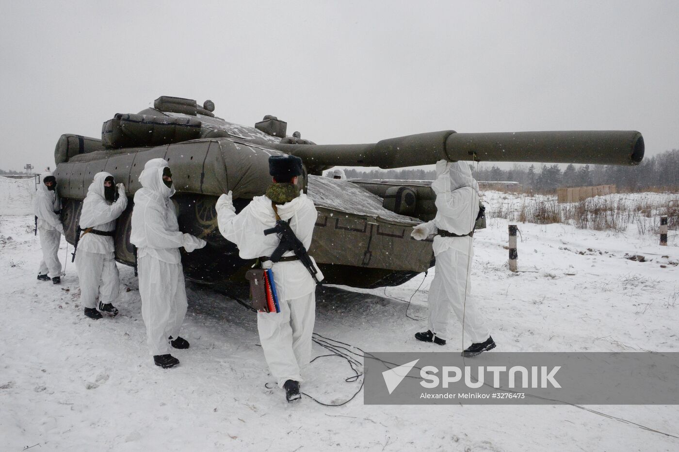 Exercises of engineer camouflage regiment in Moscow Region