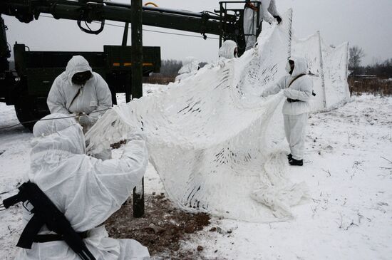 Exercises of engineer camouflage regiment in Moscow Region