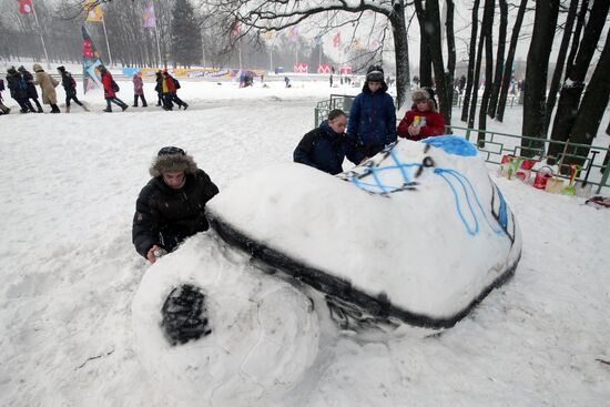 Art Battle of Snowmen festival