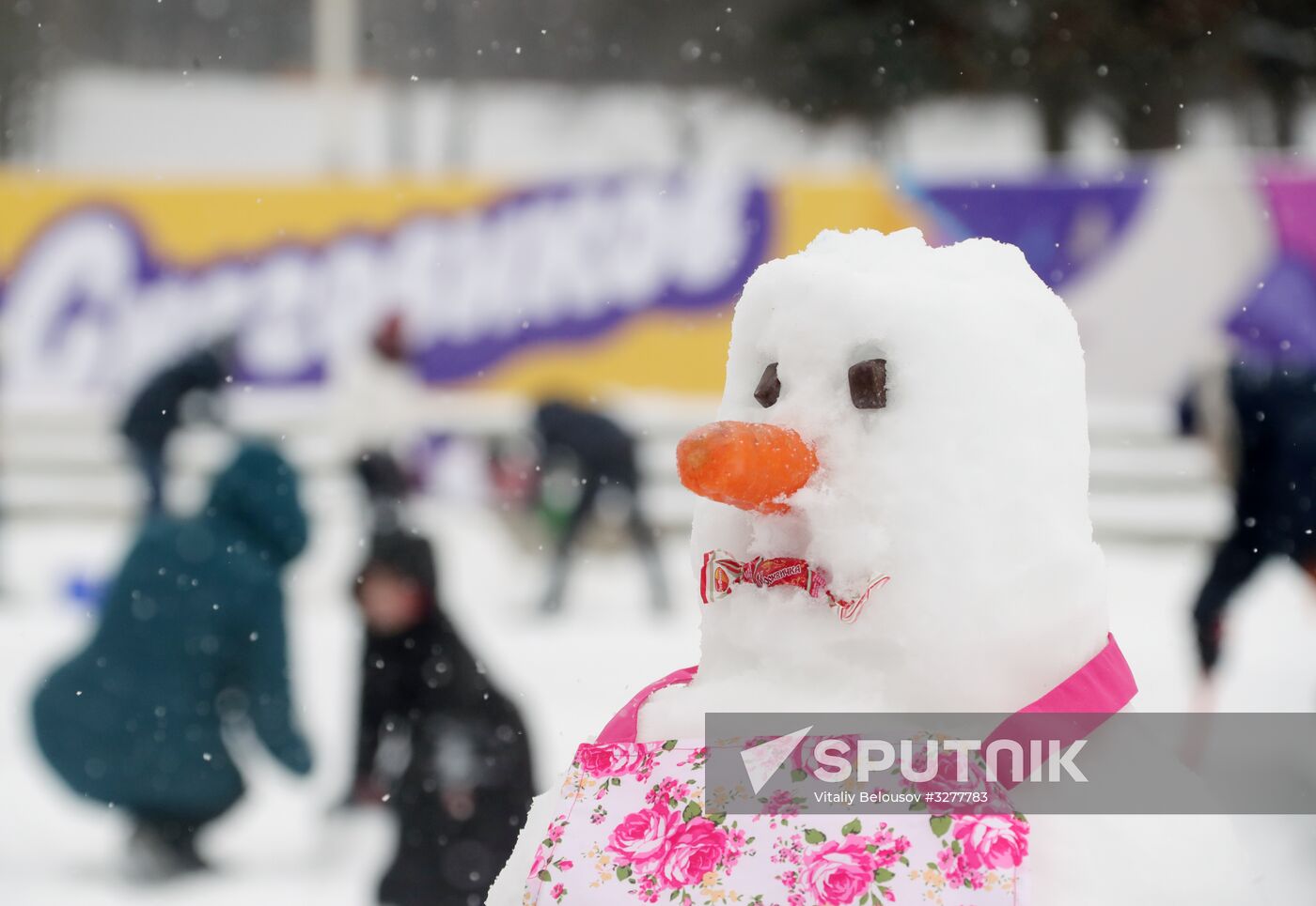 Art Battle of Snowmen festival