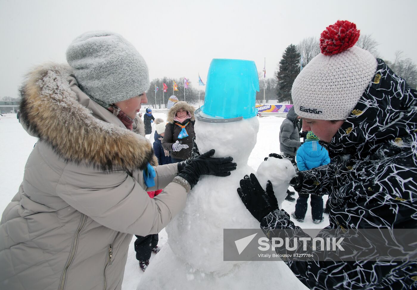 Art Battle of Snowmen festival