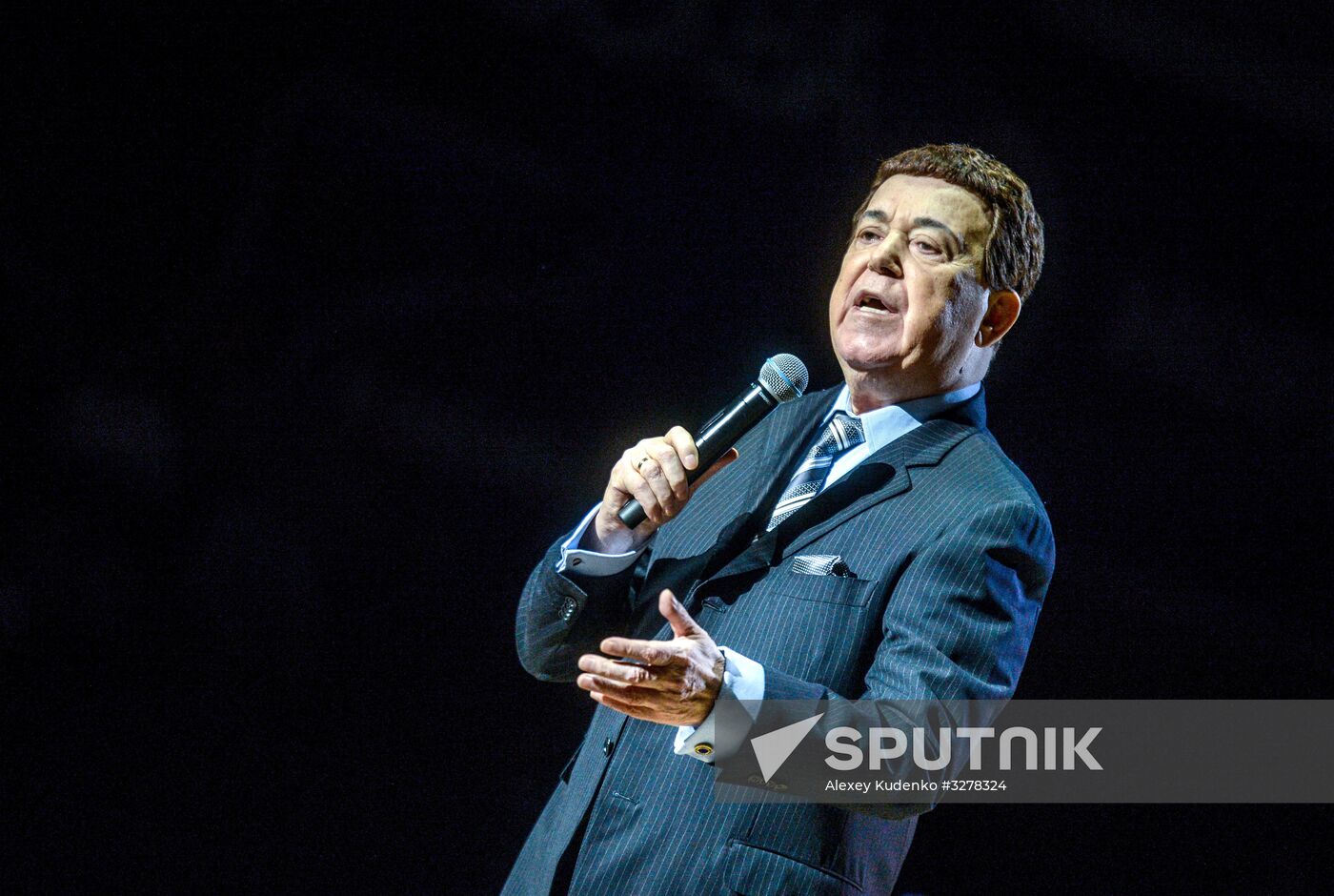 Singer, First Deputy Chairman of the State Duma Committee for Culuture Iosif Kobzon before the match dedicated to Alexander Gomelsky's 90th birthday at the CSKA universal sports complex in Moscow. Location: Russia, Moscow. Author: Alexey Kudenko/Sputnik. Basketball. Match dedicated to Alexander Gomelsky's 90th birthday