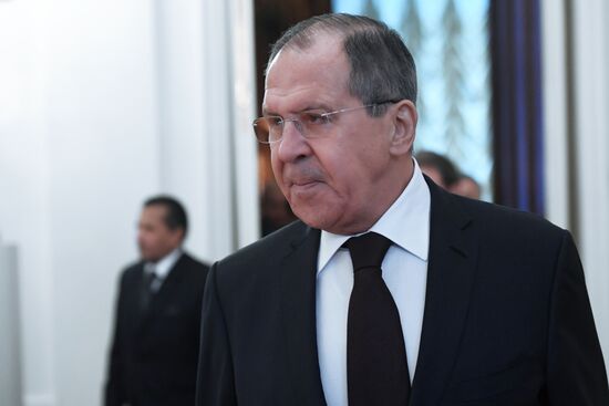 Russian Foreign Minister Lavrov meets with his Yemeni counterpart Al-Mekhlafi