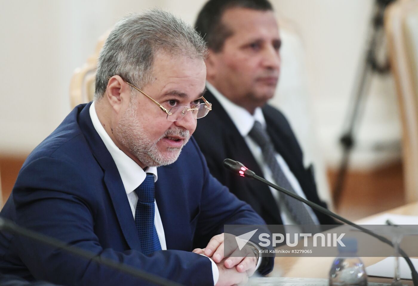 Russian Foreign Minister Lavrov meets with his Yemeni counterpart Al-Mekhlafi