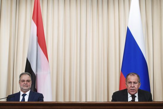 Russian Foreign Minister Lavrov meets with his Yemeni counterpart Al-Mekhlafi