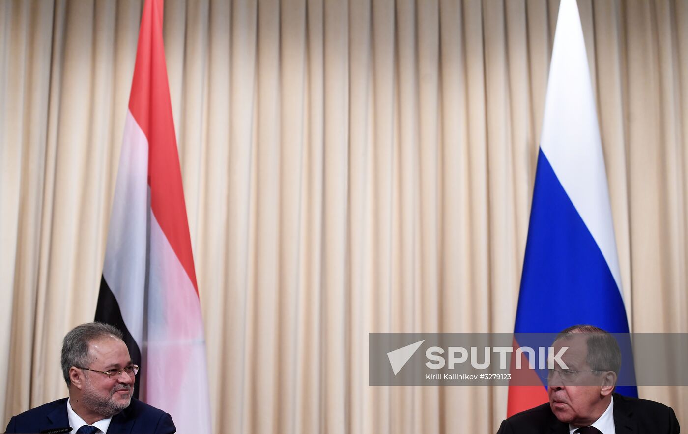 Russian Foreign Minister Lavrov meets with his Yemeni counterpart Al-Mekhlafi