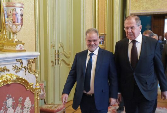 Russian Foreign Minister Lavrov meets with his Yemeni counterpart Al-Mekhlafi