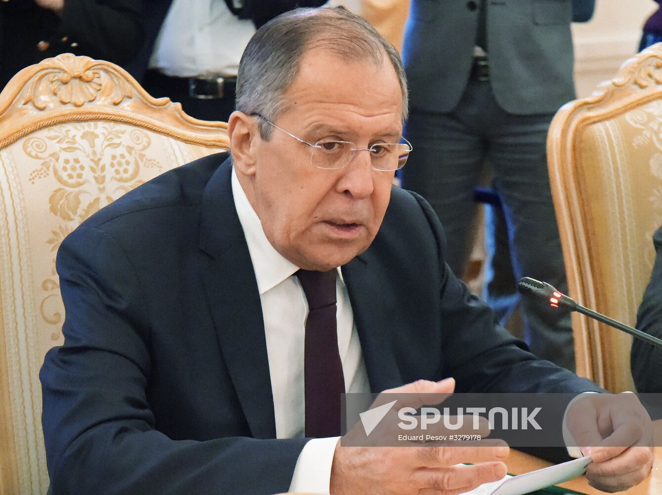 Russian Foreign Minister Lavrov meets with his Yemeni counterpart Al-Mekhlafi