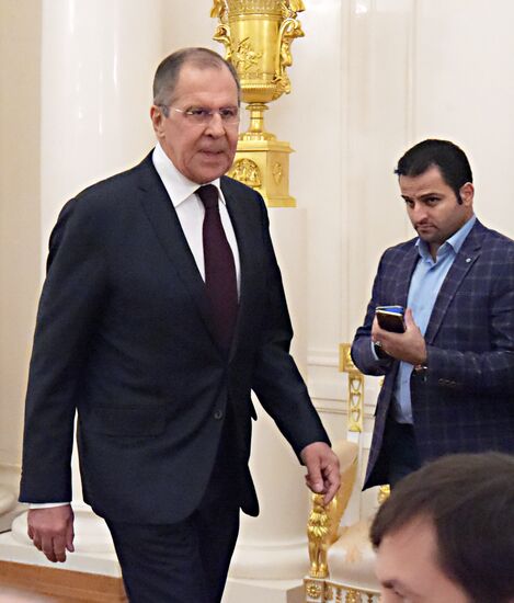 Foreign Minister Sergei Lavrov meets with High Negotiations Committee (HNC) leader Nasr al-Hariri