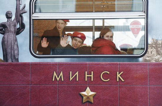 Moscow Metro launches Territory of Victory train