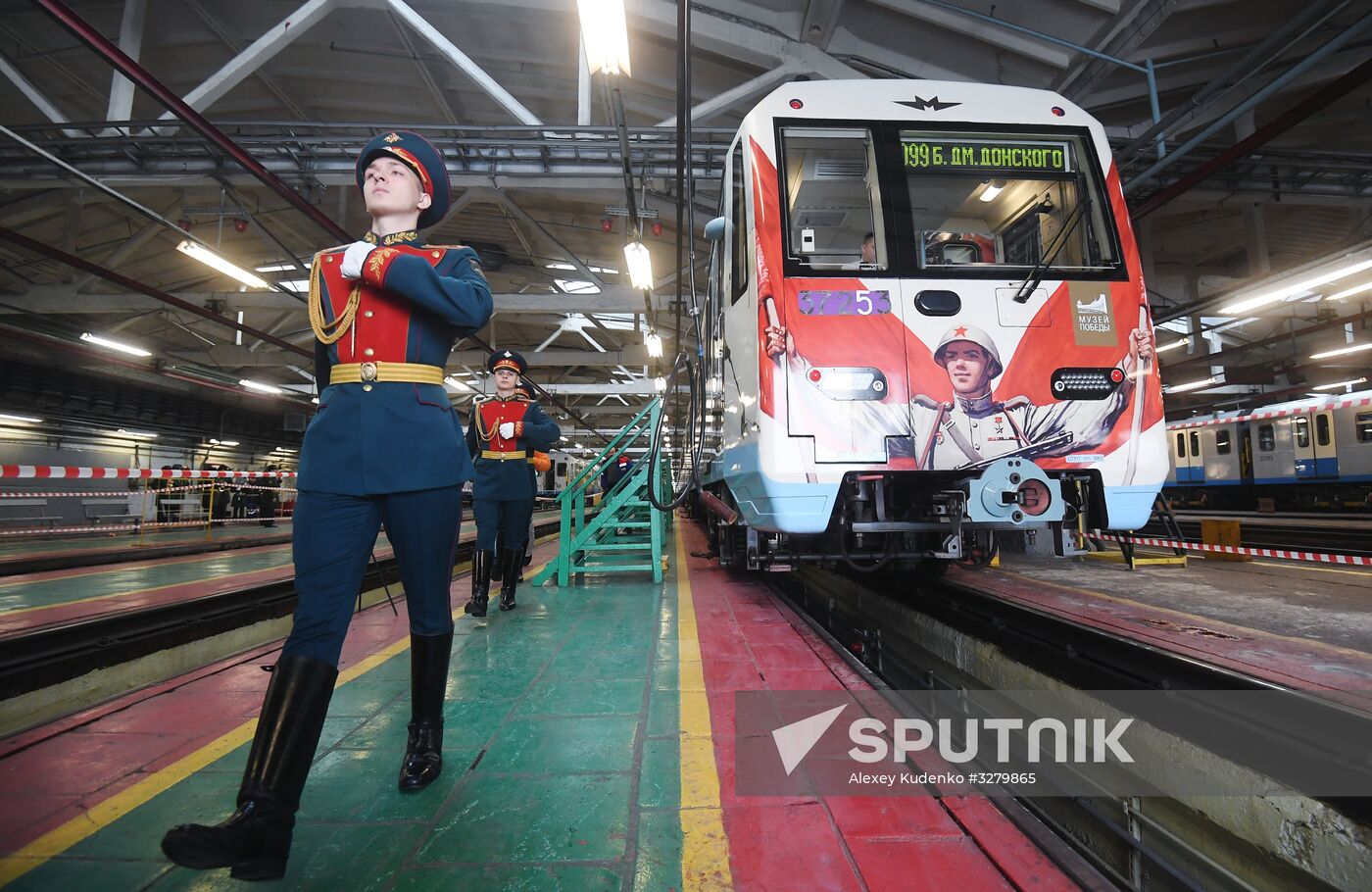 Moscow Metro launches Territory of Victory train