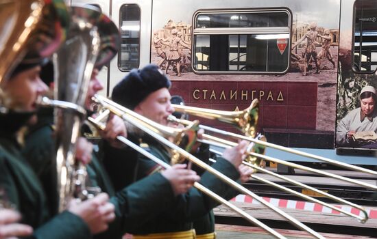 Moscow Metro launches Territory of Victory train