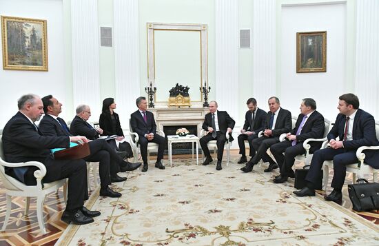 President Vladimir Putin meets with Argentinian President Mauricio Macri